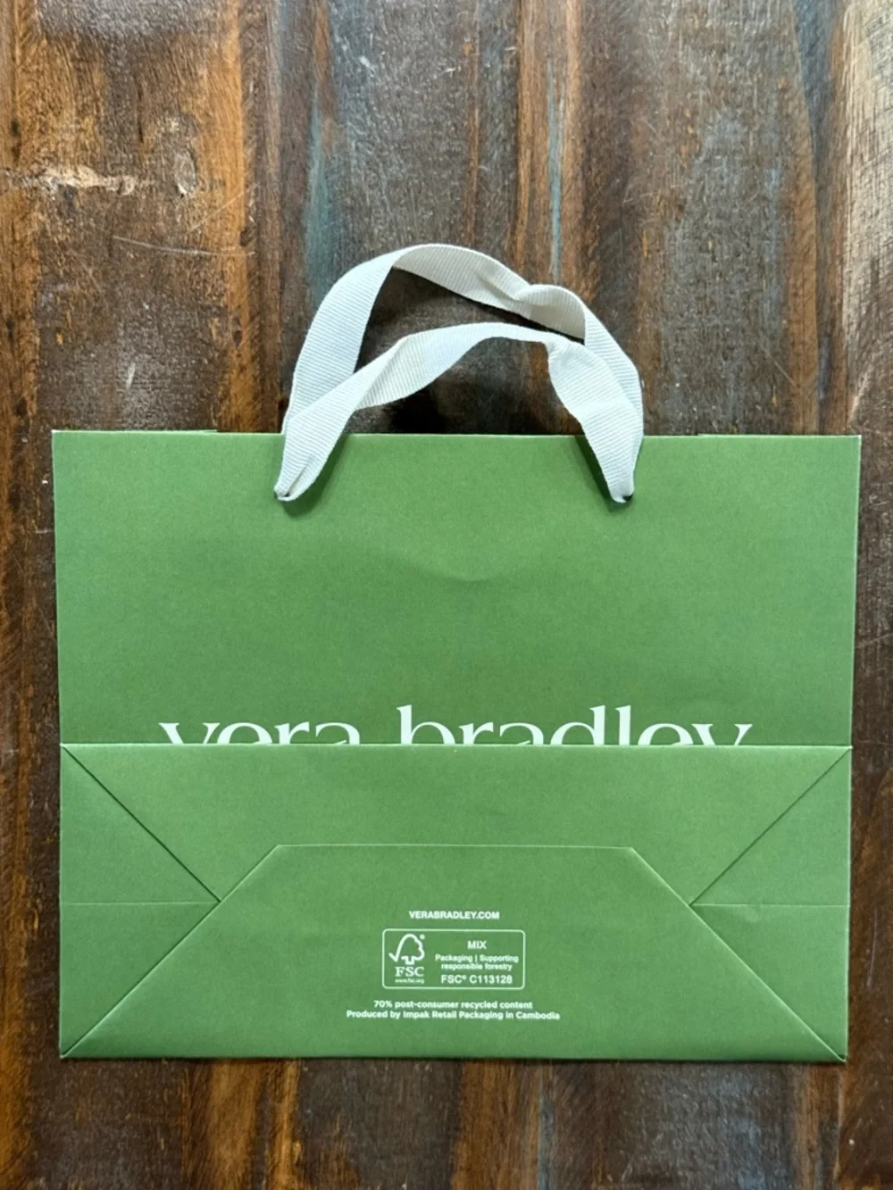 Vera Bradley Green Boutique Gift Bag w/ Ribbon Handles NWOT